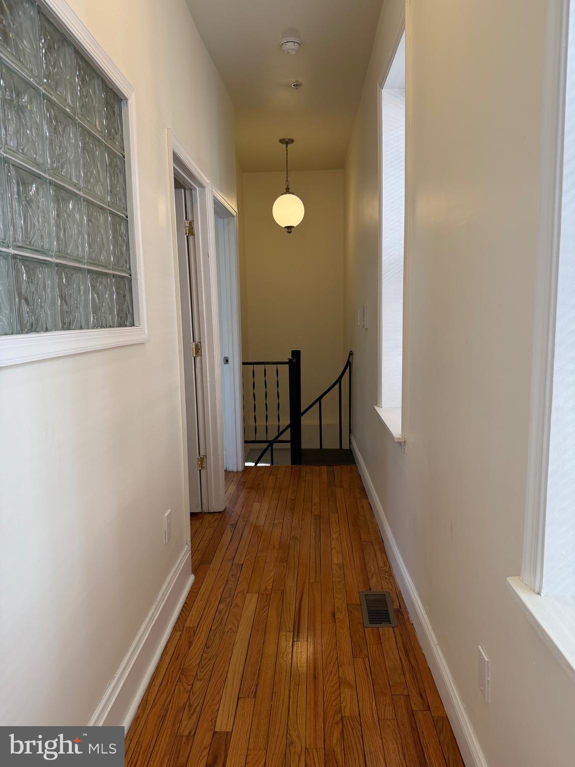 922 S 49TH STREET 00 1