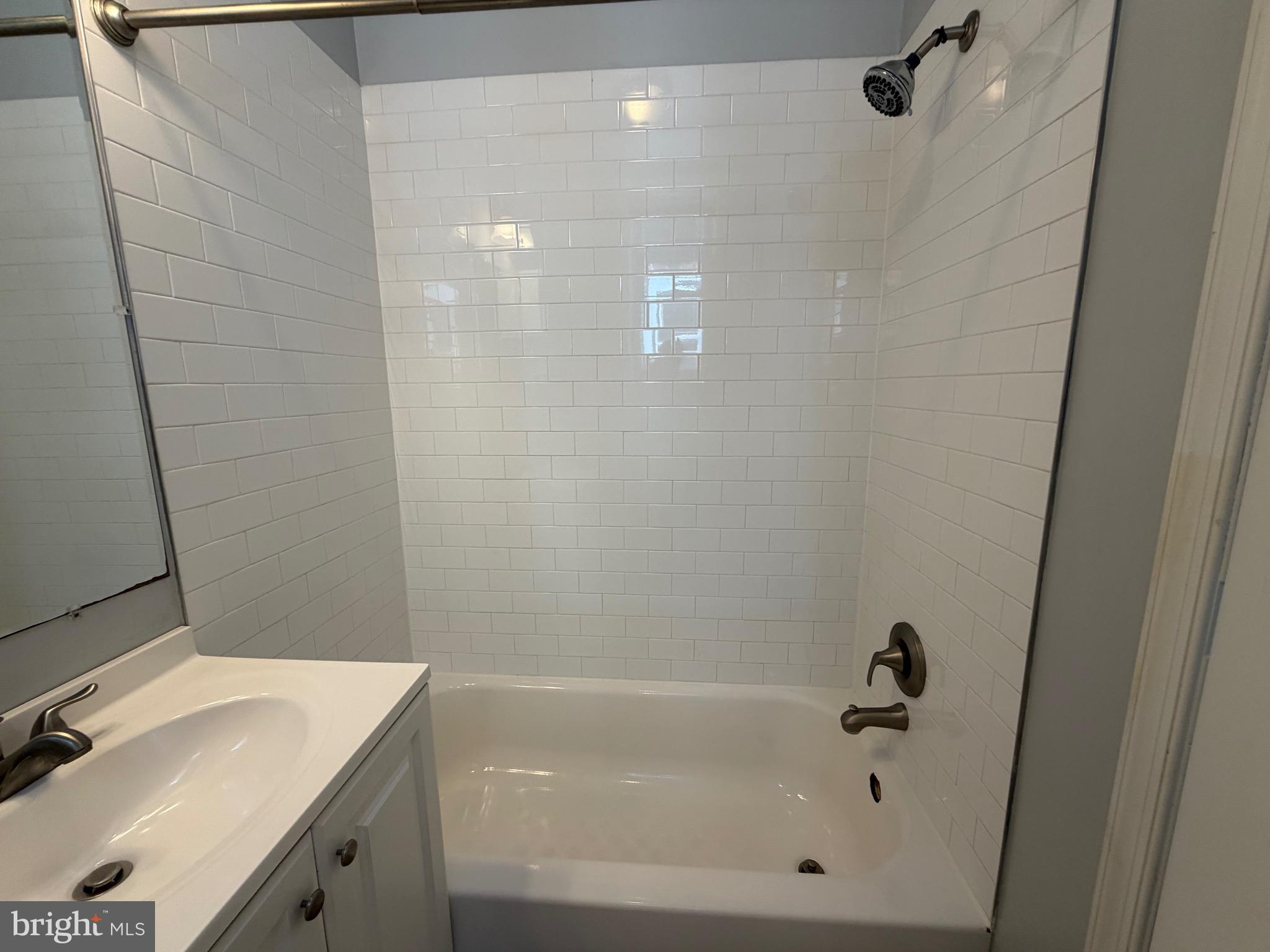 922 S 49TH STREET 00 1