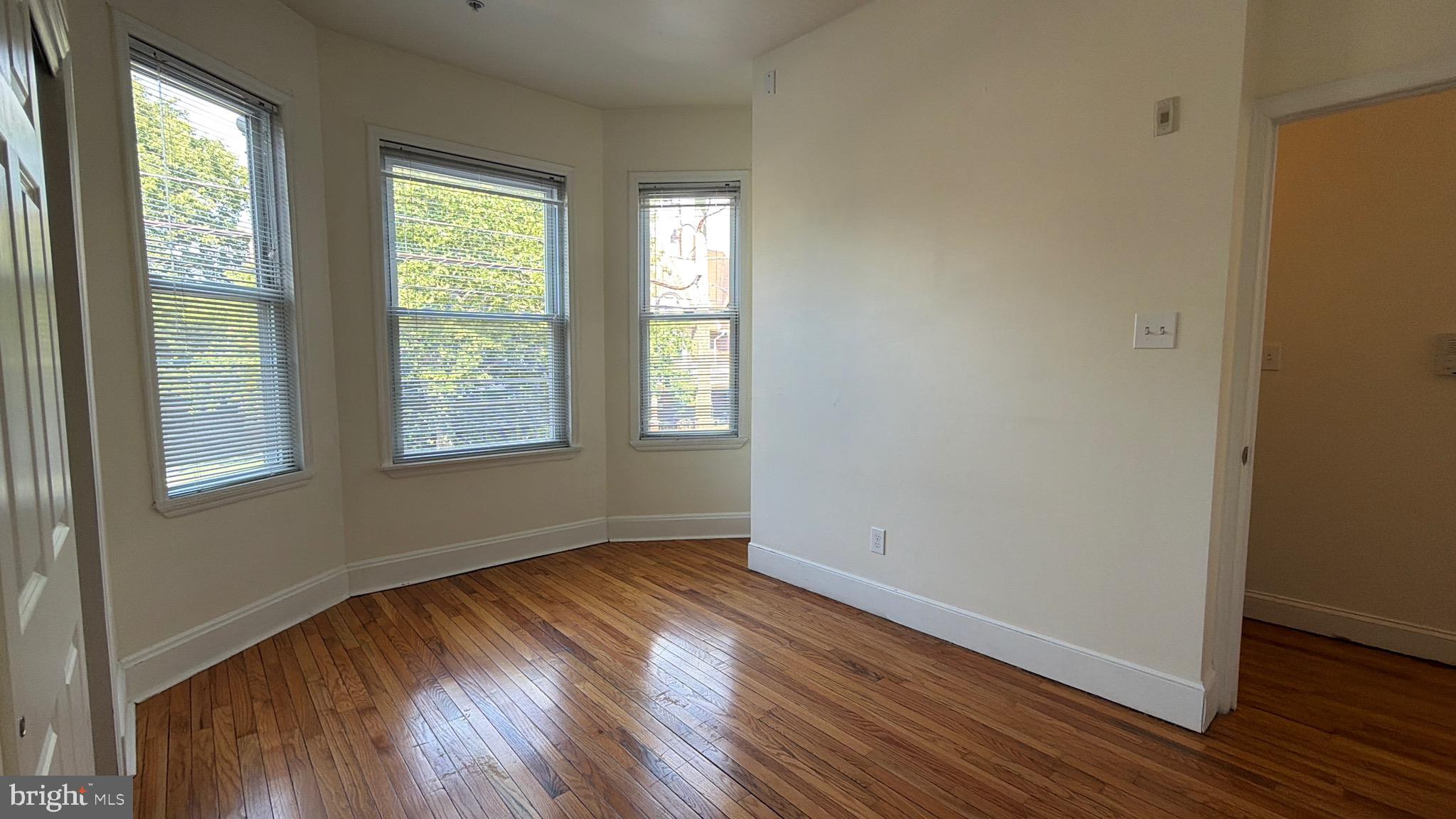 922 S 49TH STREET 00 1