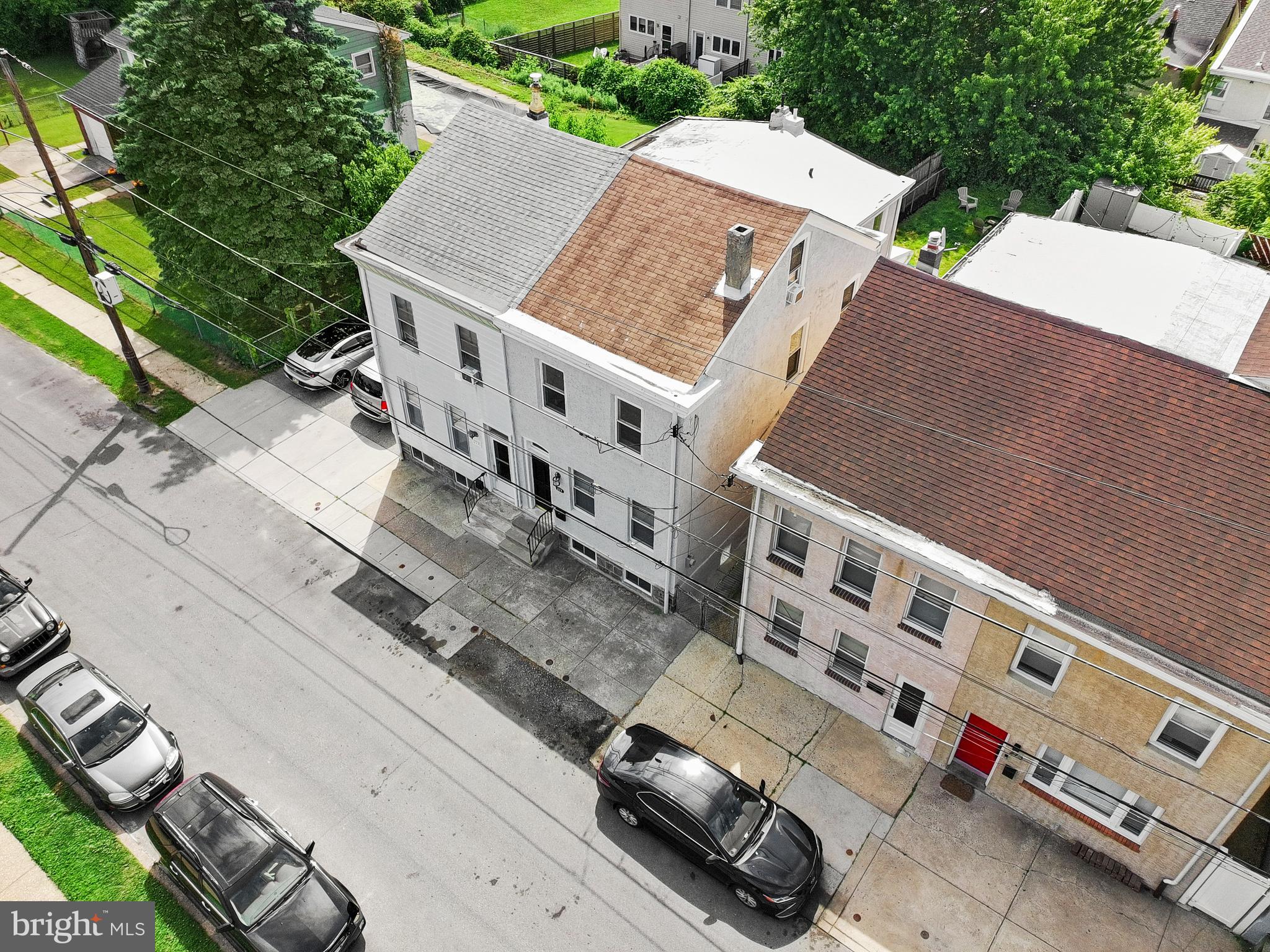 277 LEMONTE STREET