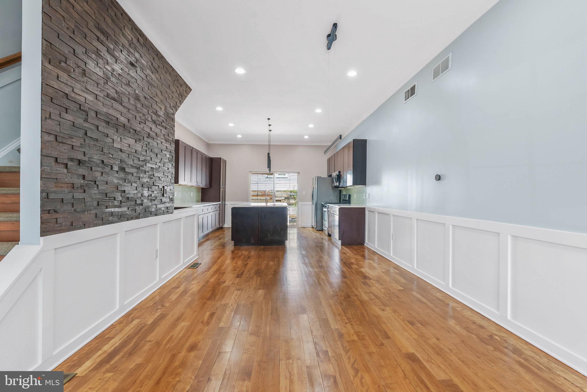 134 DUPONT STREET
