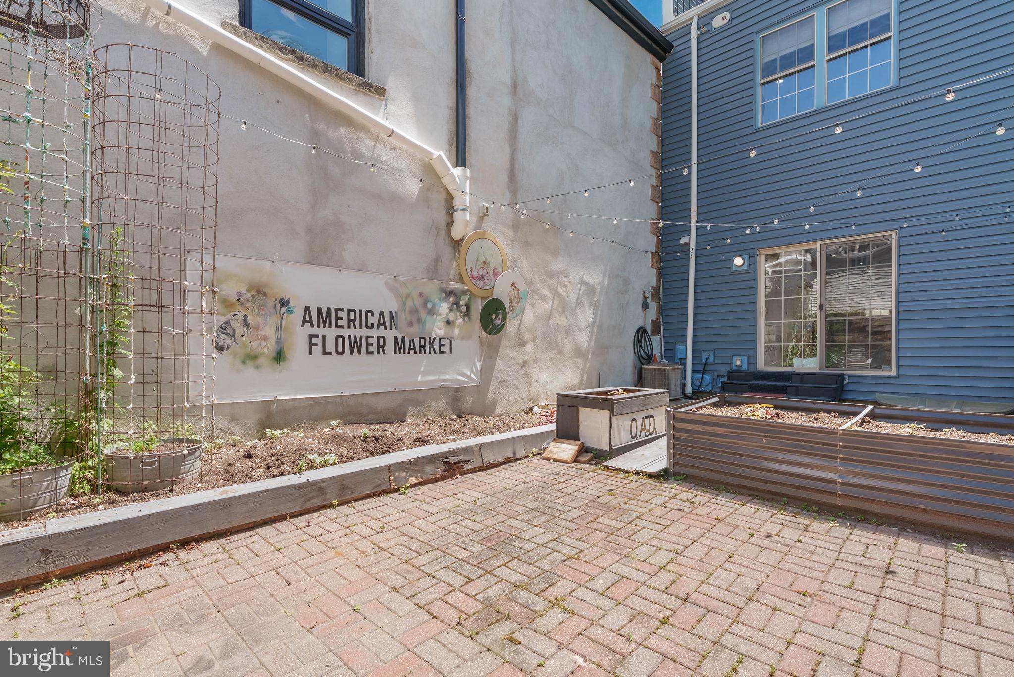 134 DUPONT STREET