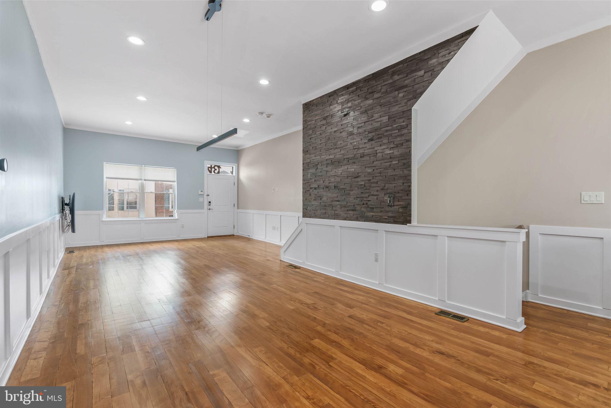 134 DUPONT STREET