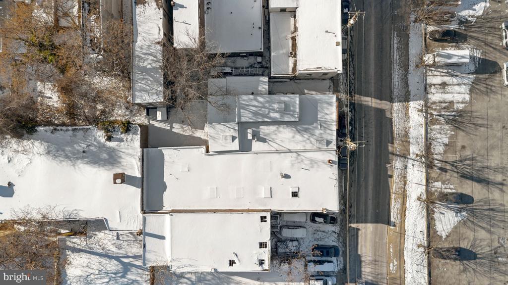 16 E WISTER STREET 22