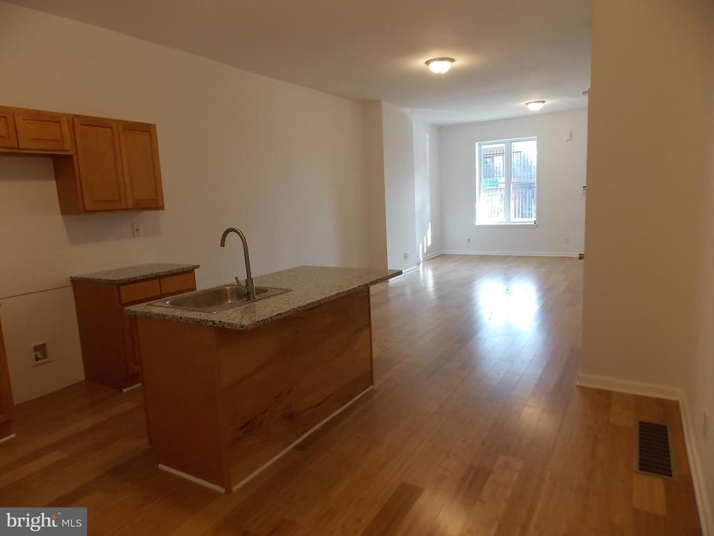 442 N 52ND STREET
