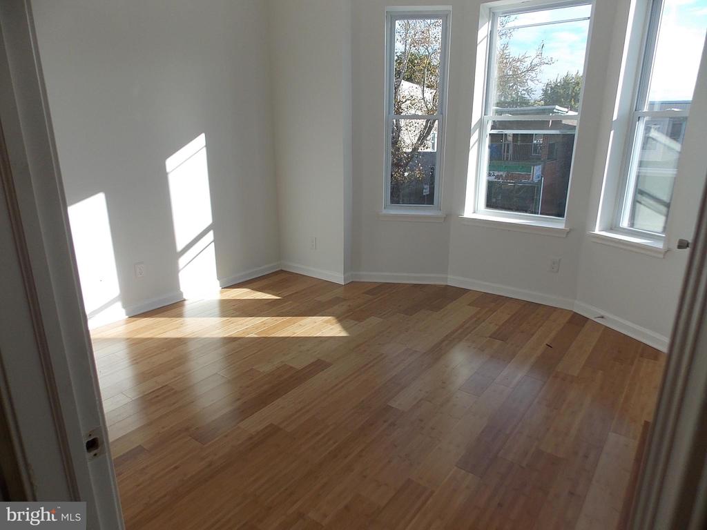 442 N 52ND STREET