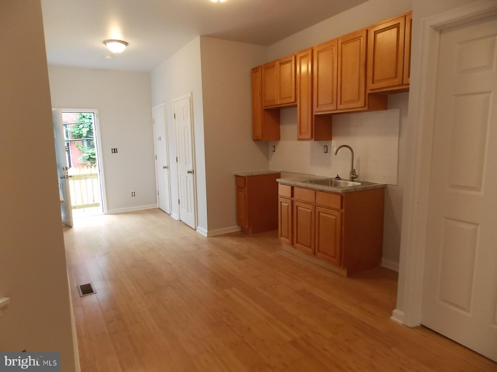 1658 S 54TH STREET