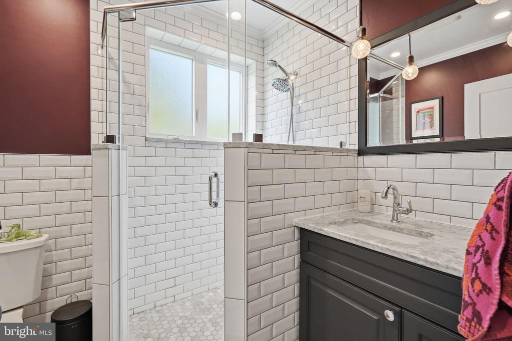 414 W PRICE STREET