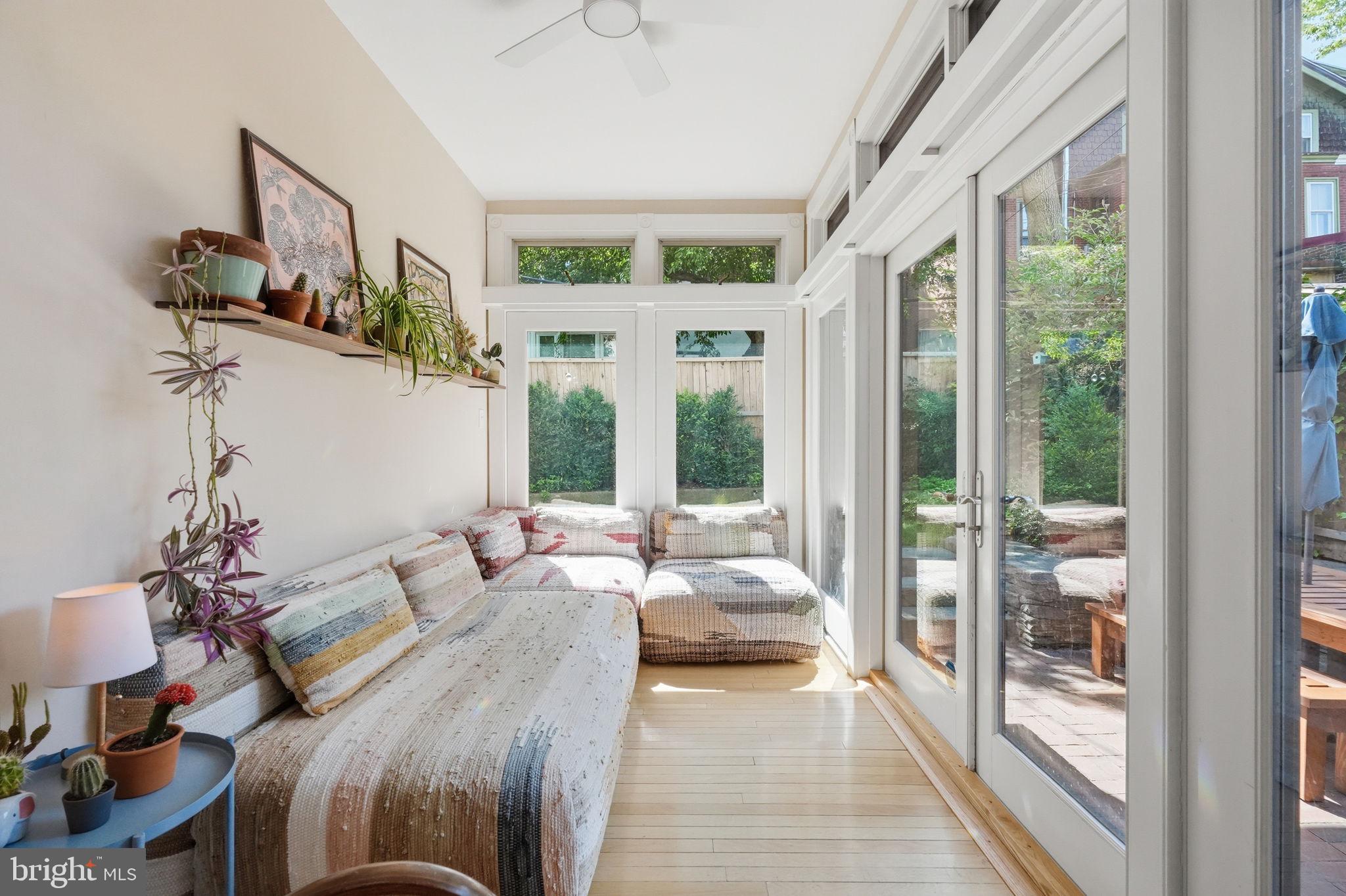 414 W PRICE STREET