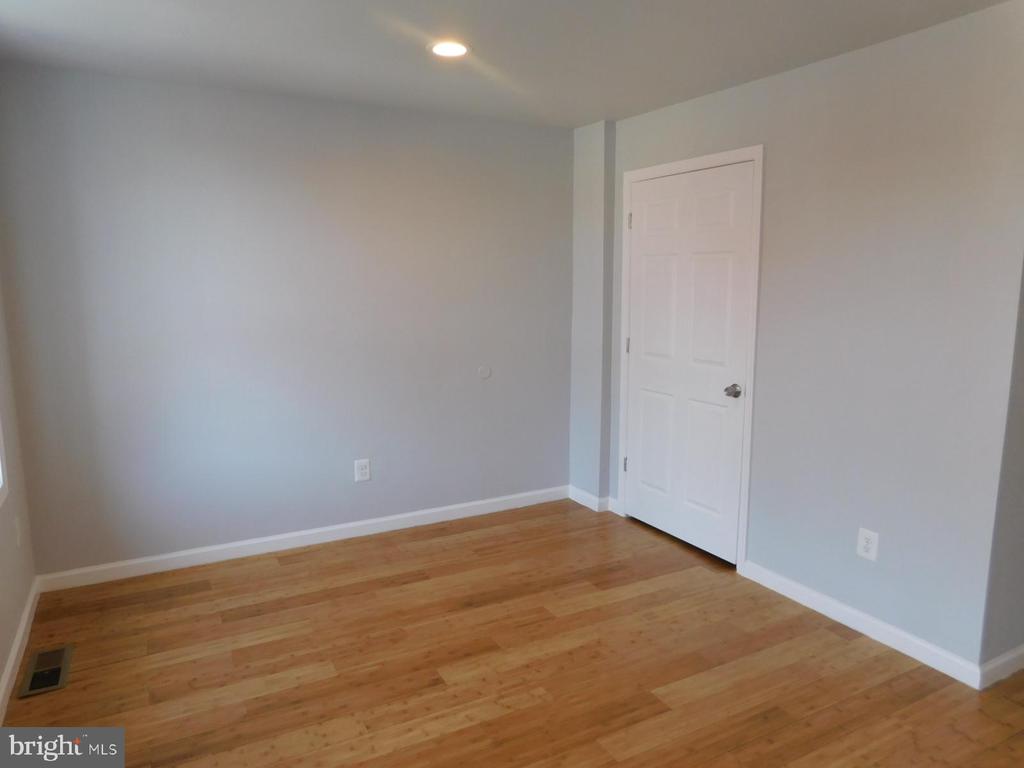 2814 N 9TH STREET