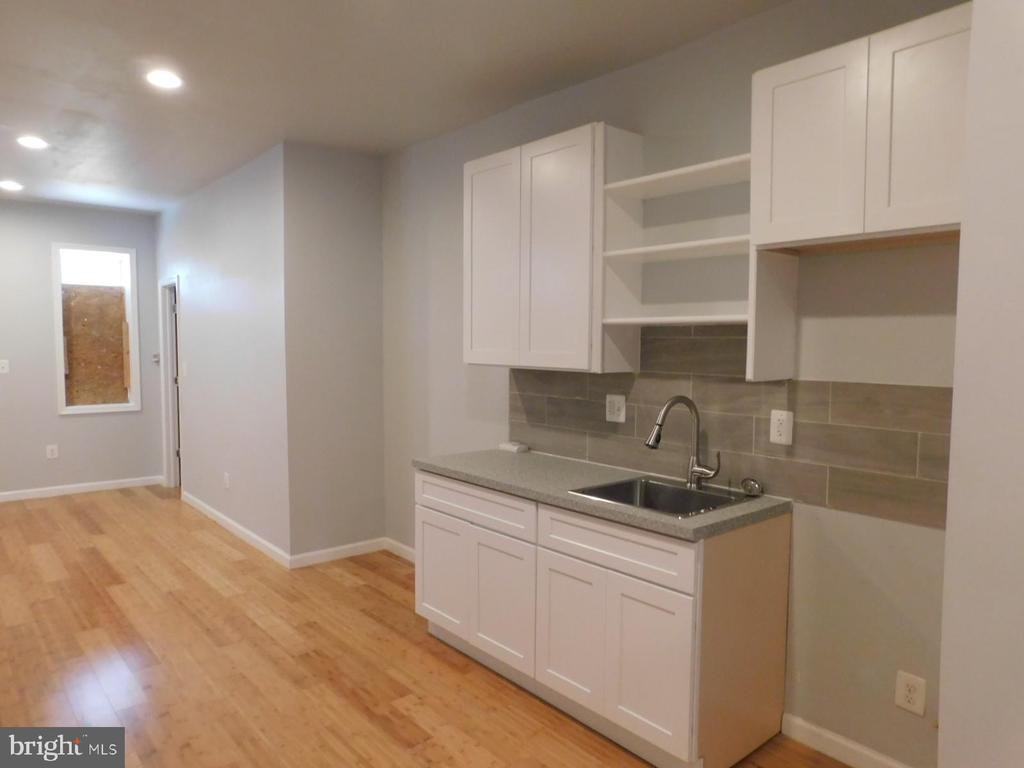 2814 N 9TH STREET