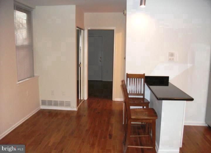 912 SPRUCE STREET 00 5