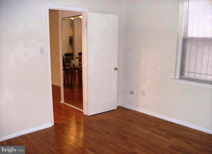 912 SPRUCE STREET 00 5
