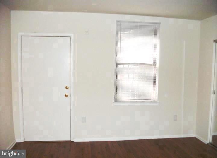 912 SPRUCE STREET 00 5