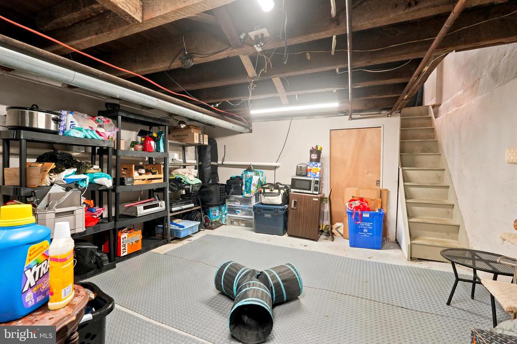 402 DURFOR STREET Unit: 1ST FLOOR