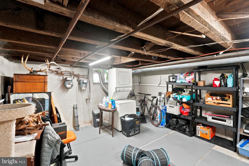 402 DURFOR STREET Unit: 1ST FLOOR