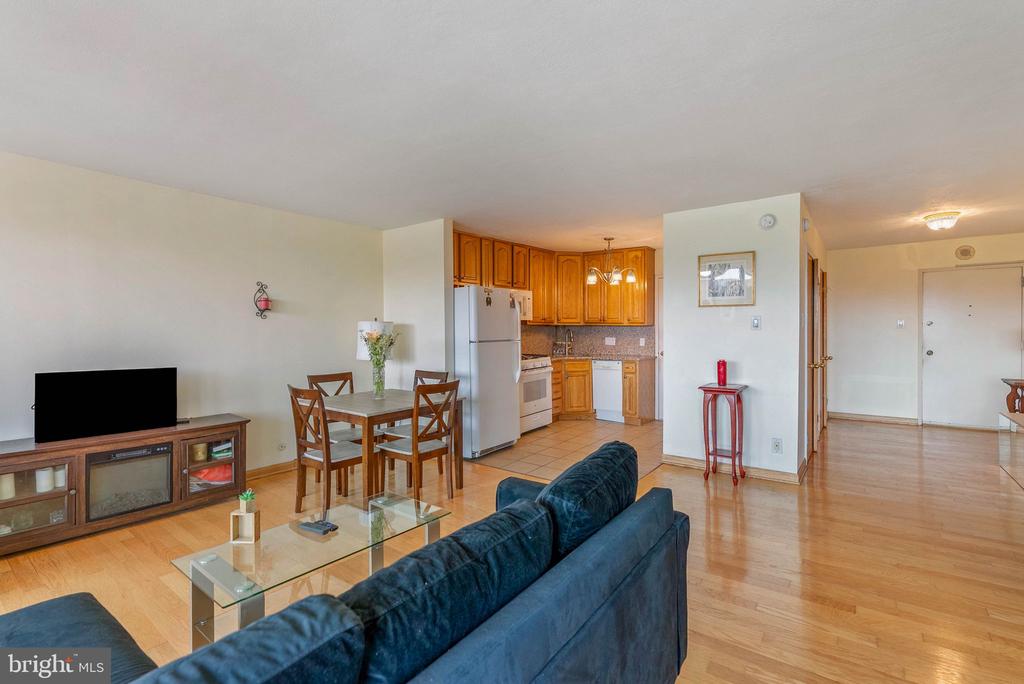 2401 PENNSYLVANIA AVENUE 7C52