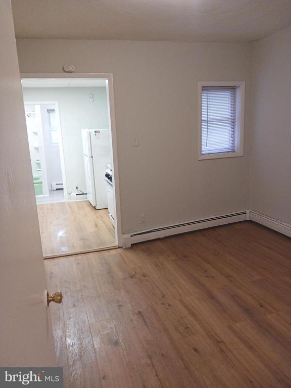 920 E PASSYUNK AVENUE 2