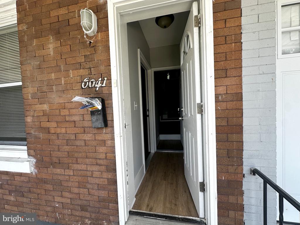6041 HAZEL AVENUE Unit: 1