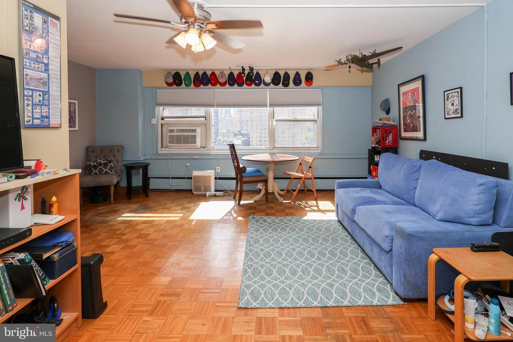 118 S 21ST STREET 1211
