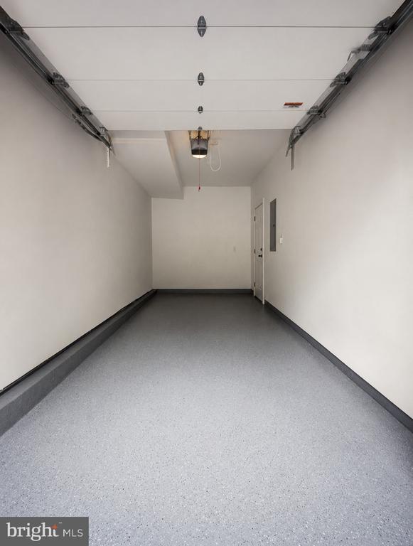 286 PARKER AVENUE Unit: D