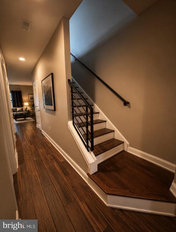 286 PARKER AVENUE Unit: D