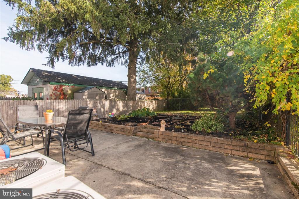 535 GERHARD STREET Unit: 1