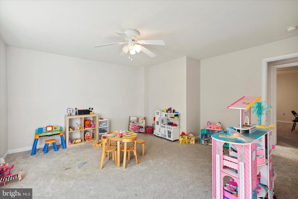 535 GERHARD STREET Unit: 1
