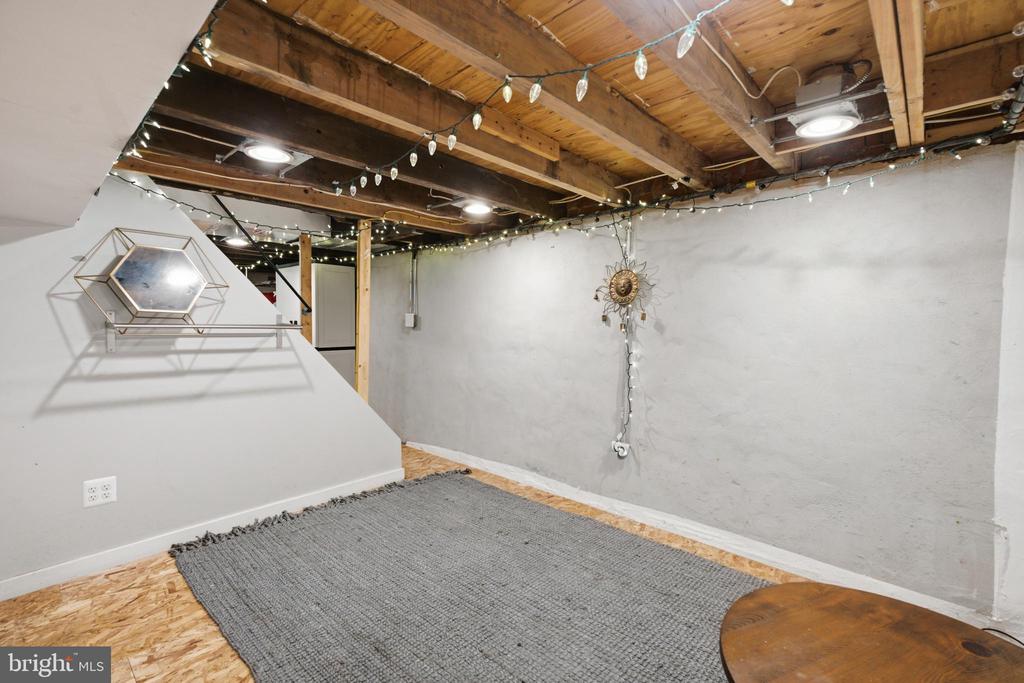 2663 MARTHA STREET