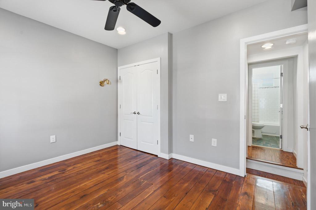 2663 MARTHA STREET