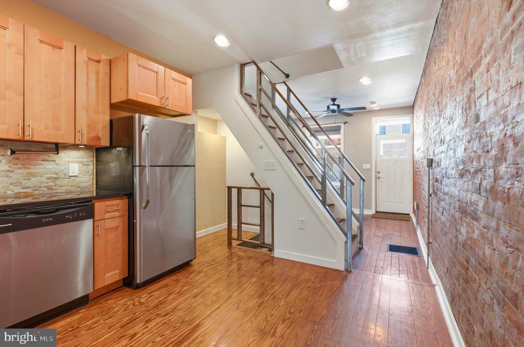 2663 MARTHA STREET