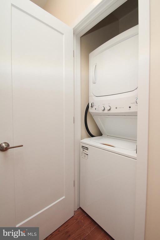 1218 S 8TH STREET Unit: 2