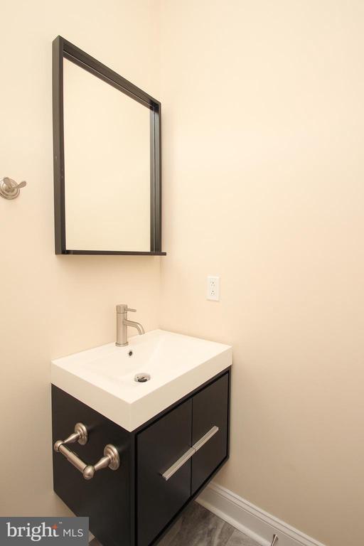 1218 S 8TH STREET Unit: 2
