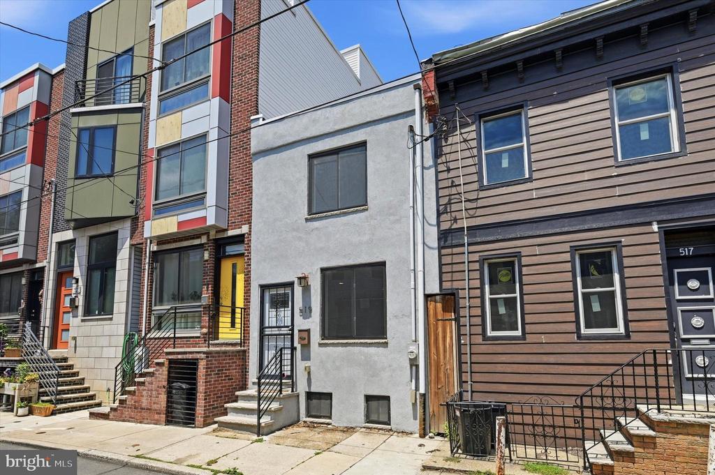 519 DUDLEY STREET