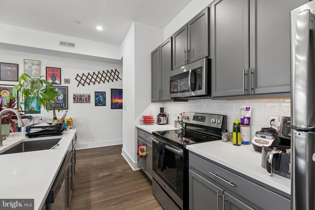 2019 E SUSQUEHANNA AVENUE