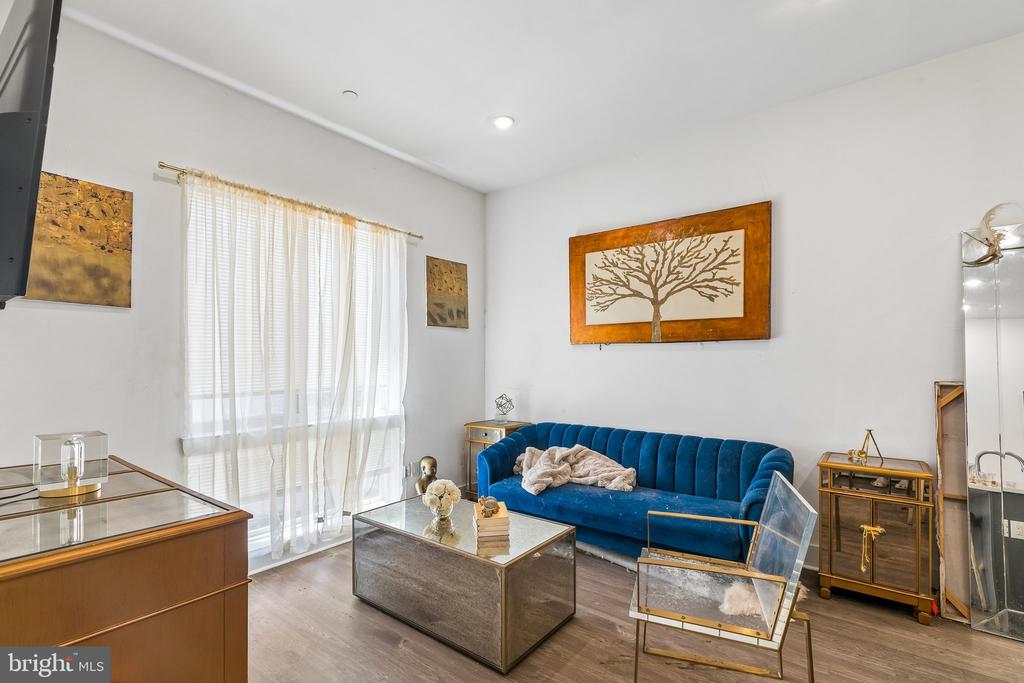 2019 E SUSQUEHANNA AVENUE