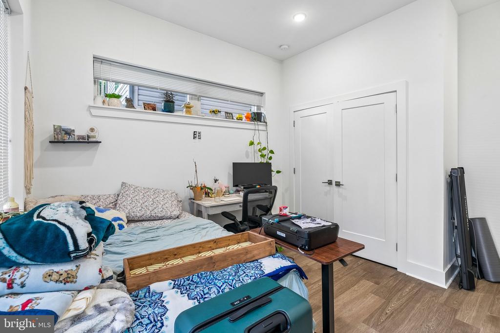 2019 E SUSQUEHANNA AVENUE