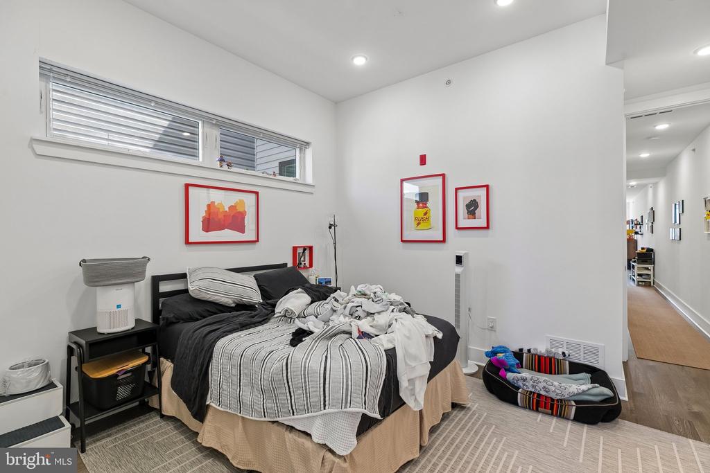 2019 E SUSQUEHANNA AVENUE