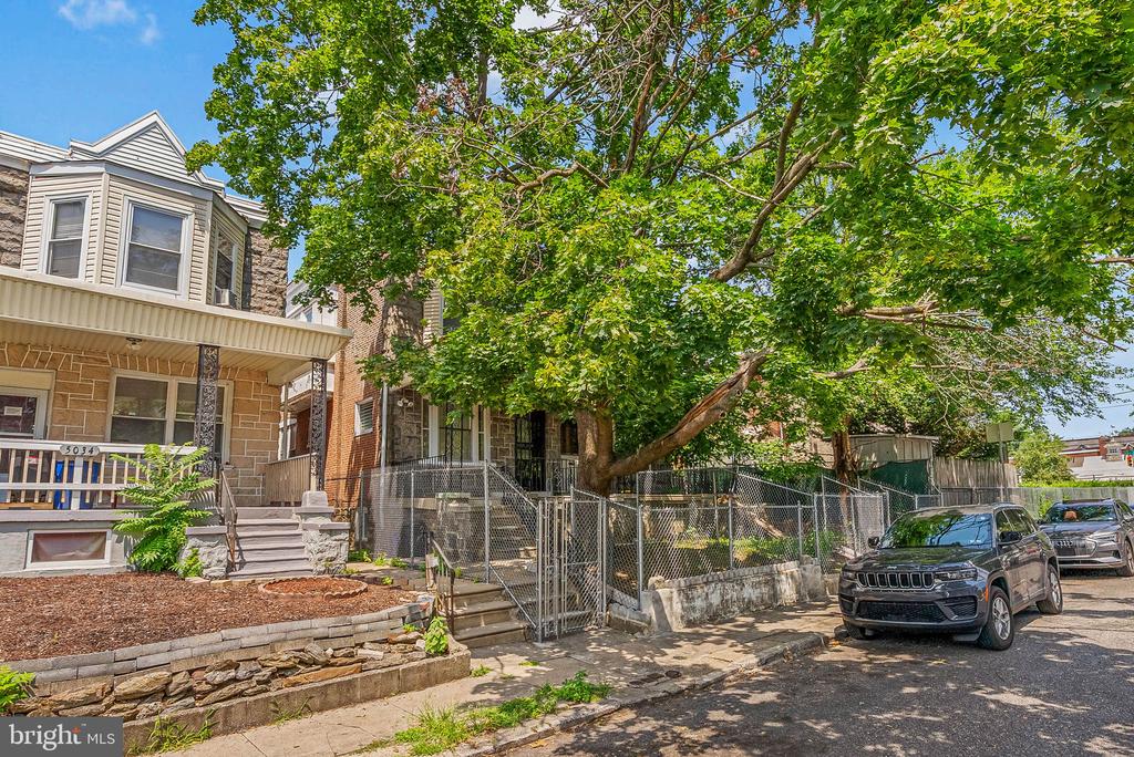 5036 N 10TH STREET