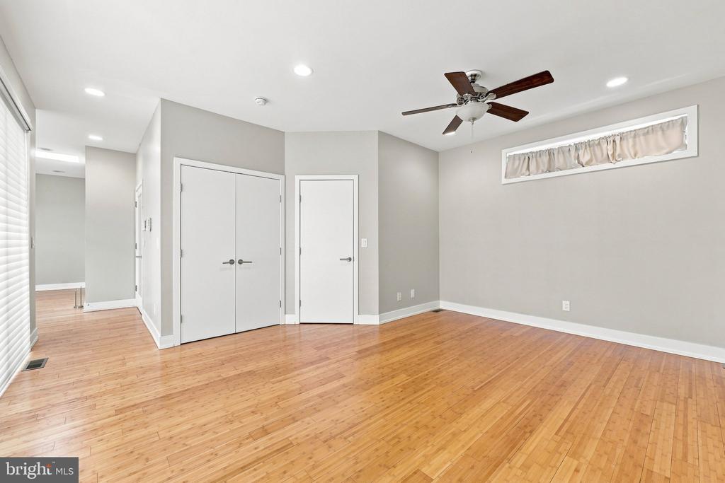 813 N ORIANNA STREET Unit: 813A