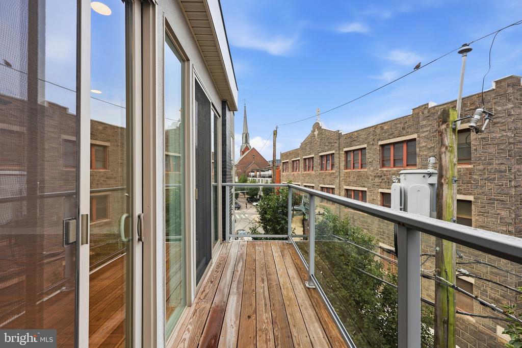 813 N ORIANNA STREET Unit: 813A