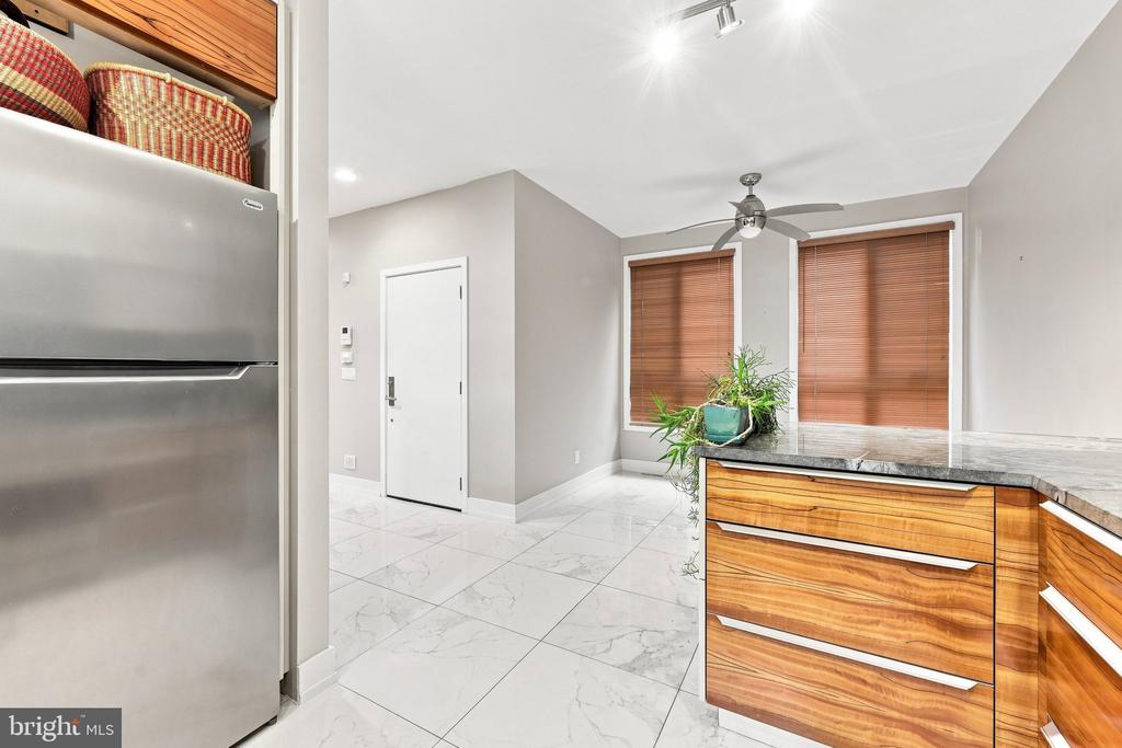 813 N ORIANNA STREET Unit: 813A