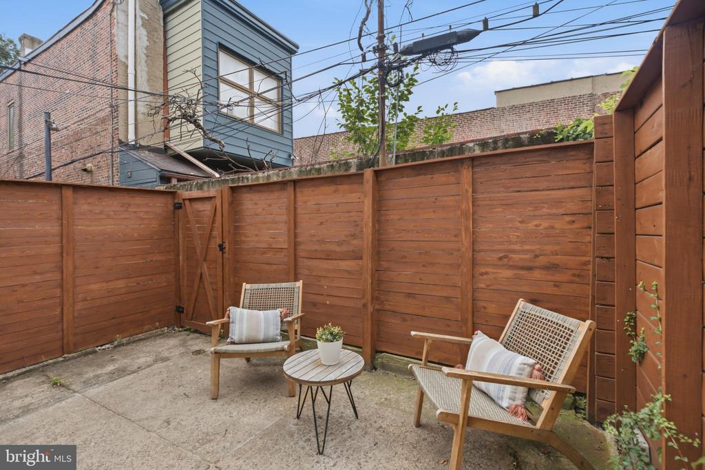 841 N 27TH STREET