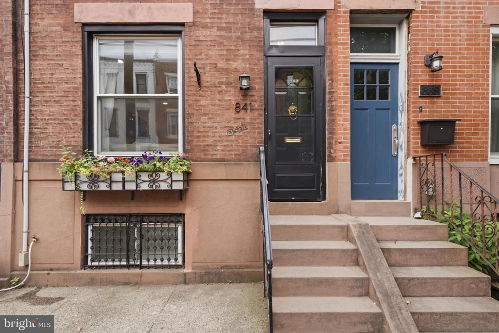 841 N 27TH STREET