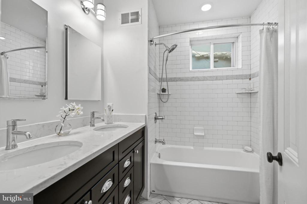841 N 27TH STREET
