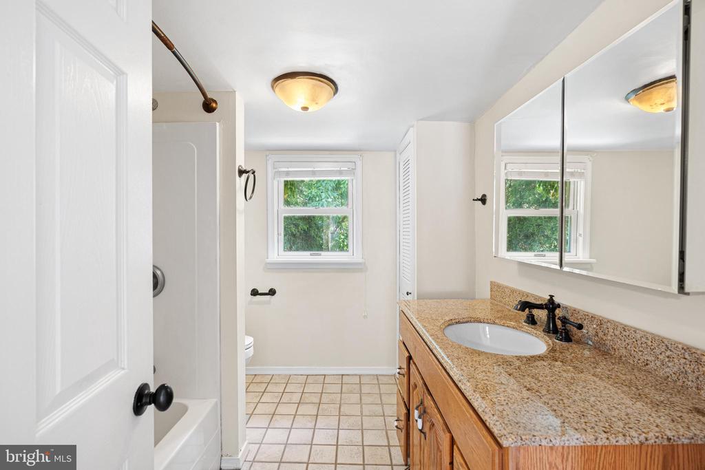 4447 BAKER STREET