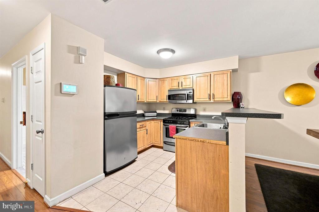 5018 WALNUT STREET