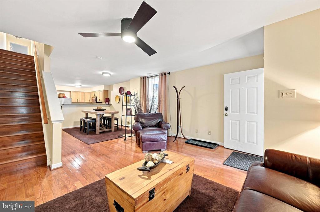 5018 WALNUT STREET
