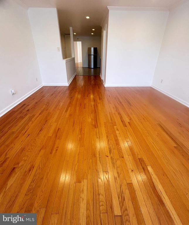 7053 PASCHALL AVENUE Unit: UNIT #2
