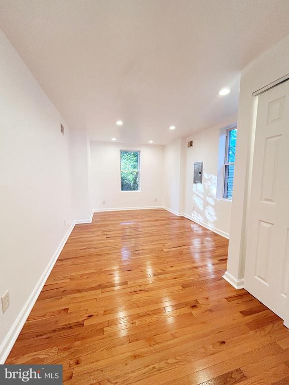 7053 PASCHALL AVENUE Unit: UNIT #2